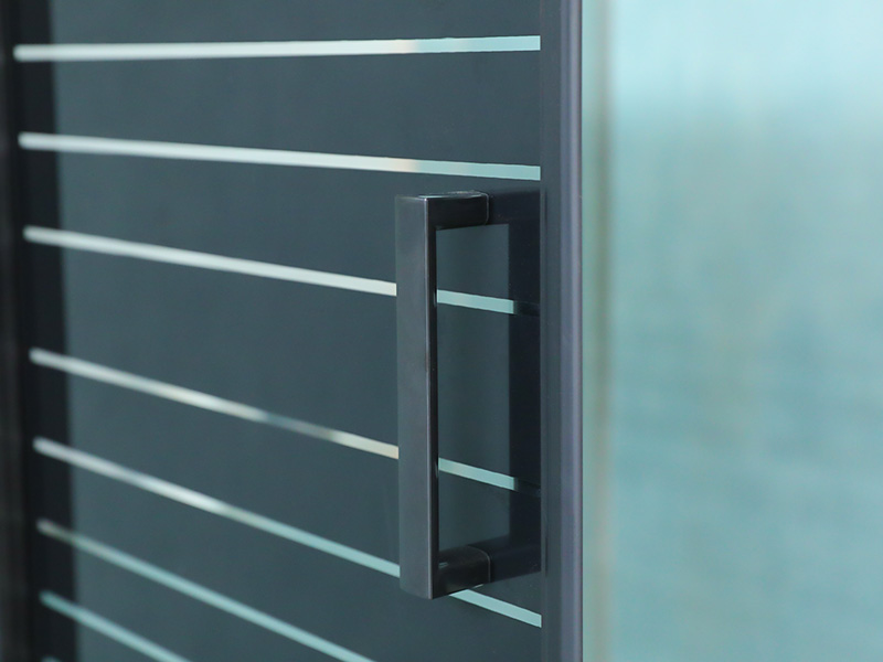 SQ อลูมิเนียมโปรไฟล์สีดำตู้อาบน้ำบานเลื่อนสี่เหลี่ยมพร้อมที่จับสองรู SQ อลูมิเนียมโปรไฟล์สีดำตู้อาบน้ำบานเลื่อนสี่เหลี่ยมพร้อมที่จับสองรู