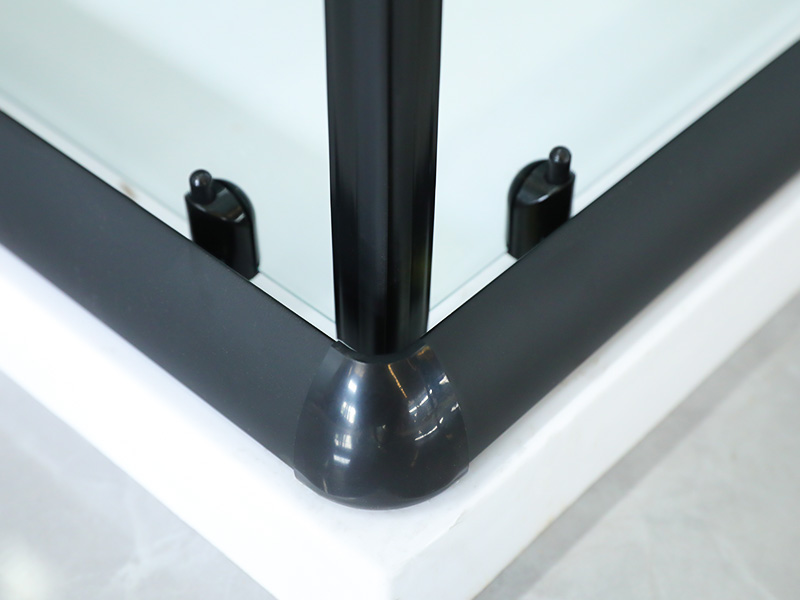 SQ อลูมิเนียมโปรไฟล์สีดำตู้อาบน้ำบานเลื่อนสี่เหลี่ยมพร้อมที่จับสองรู SQ อลูมิเนียมโปรไฟล์สีดำตู้อาบน้ำบานเลื่อนสี่เหลี่ยมพร้อมที่จับสองรู