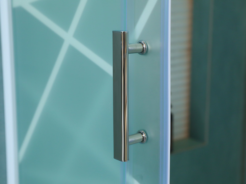 ตู้อาบน้ำบานเลื่อน SQ, กระจกนิรภัยด้านพร้อมการพิมพ์, โปรไฟล์อลูมิเนียมสีขาว, ที่จับสองรู, พร้อมถาด ตู้อาบน้ำบานเลื่อน SQ, กระจกนิรภัยด้านพร้อมการพิมพ์, โปรไฟล์อลูมิเนียมสีขาว, ที่จับสองรู, พร้อมถาด