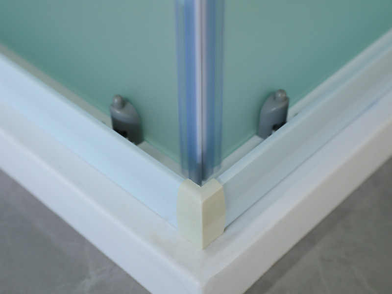 ตู้อาบน้ำบานเลื่อน SQ, กระจกนิรภัยด้านพร้อมการพิมพ์, โปรไฟล์อลูมิเนียมสีขาว, ที่จับสองรู, พร้อมถาด ตู้อาบน้ำบานเลื่อน SQ, กระจกนิรภัยด้านพร้อมการพิมพ์, โปรไฟล์อลูมิเนียมสีขาว, ที่จับสองรู, พร้อมถาด