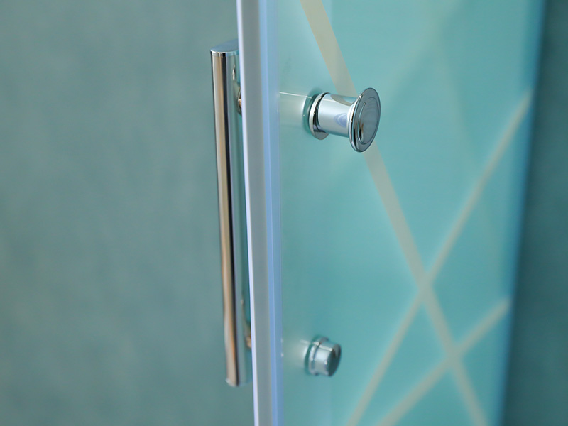 ตู้อาบน้ำบานเลื่อน SQ, กระจกนิรภัยด้านพร้อมการพิมพ์, โปรไฟล์อลูมิเนียมสีขาว, ที่จับสองรู, พร้อมถาด ตู้อาบน้ำบานเลื่อน SQ, กระจกนิรภัยด้านพร้อมการพิมพ์, โปรไฟล์อลูมิเนียมสีขาว, ที่จับสองรู, พร้อมถาด