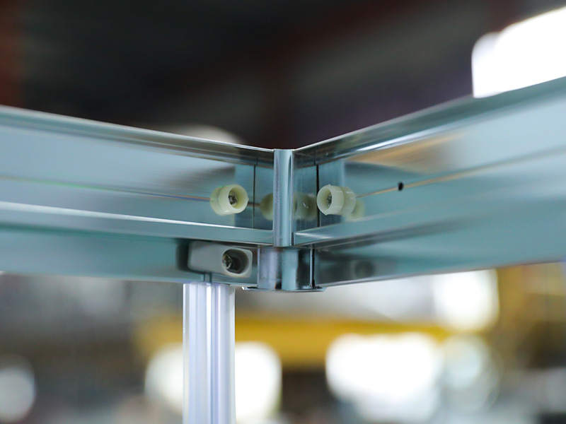 RE Chrome กรอบอลูมิเนียมกระจกนิรภัยสแควร์ตู้อาบน้ำบานเลื่อนพร้อมถาด RE Chrome กรอบอลูมิเนียมกระจกนิรภัยสแควร์ตู้อาบน้ำบานเลื่อนพร้อมถาด