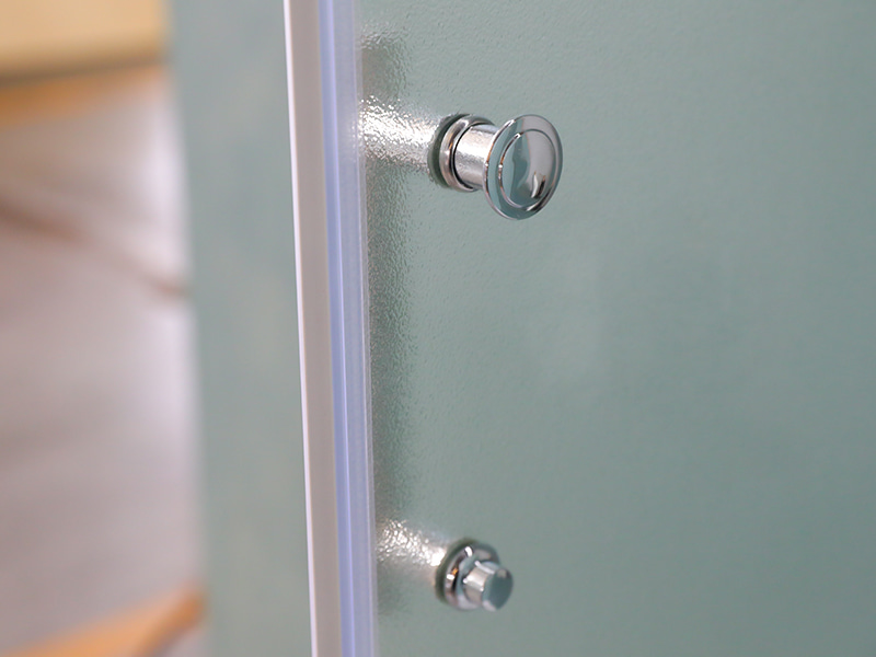 ตู้อาบน้ำบานเลื่อน RE, กระจกนิรภัยด้าน, โปรไฟล์อลูมิเนียมโครเมียม, ที่จับสองรู, พร้อมถาด ตู้อาบน้ำบานเลื่อน RE, กระจกนิรภัยด้าน, โปรไฟล์อลูมิเนียมโครเมียม, ที่จับสองรู, พร้อมถาด