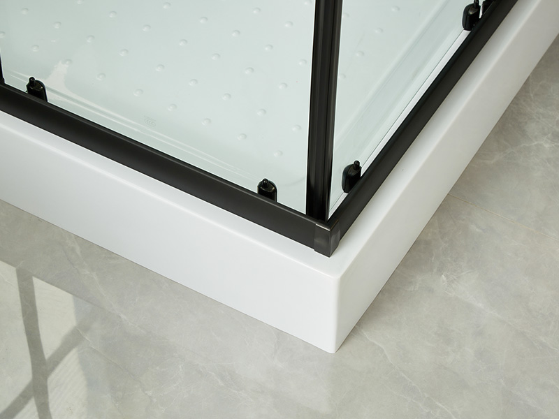 ตู้อาบน้ำบานเลื่อน SQ, กระจกนิรภัยใส, โปรไฟล์อลูมิเนียมสีดำ, ที่จับสองรู, พร้อมถาด ตู้อาบน้ำบานเลื่อน SQ, กระจกนิรภัยใส, โปรไฟล์อลูมิเนียมสีดำ, ที่จับสองรู, พร้อมถาด