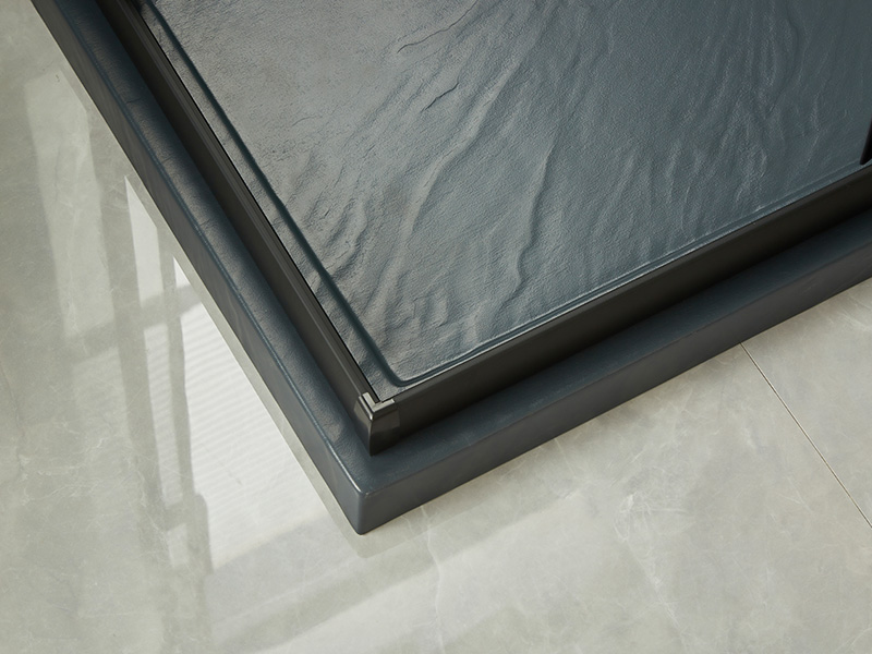 ตู้อาบน้ำบานเลื่อน SQ, กระจกนิรภัยใส, โปรไฟล์อลูมิเนียมสีดำ, ที่จับสองรู, พร้อมถาด ตู้อาบน้ำบานเลื่อน SQ, กระจกนิรภัยใส, โปรไฟล์อลูมิเนียมสีดำ, ที่จับสองรู, พร้อมถาด