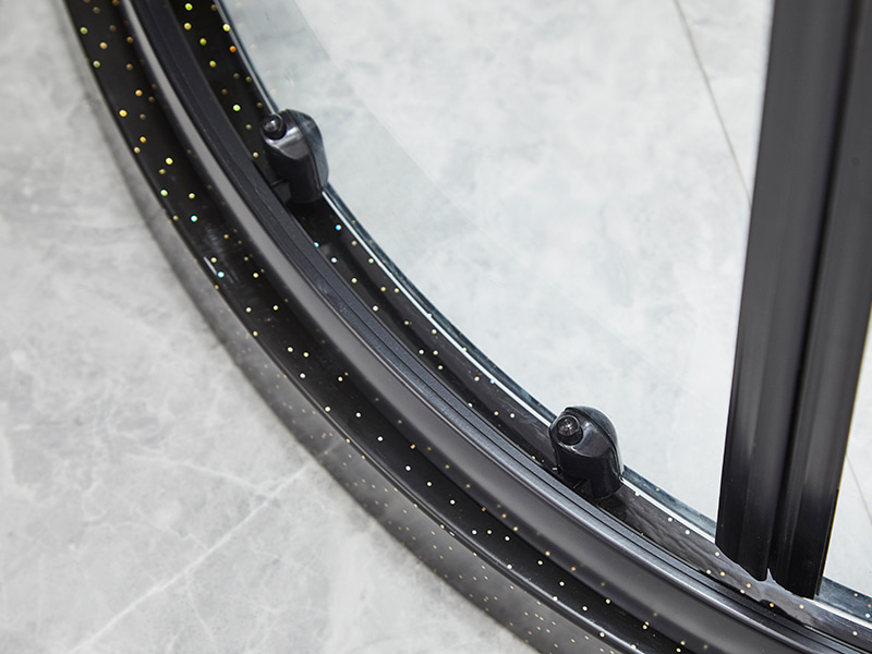 ตู้อาบน้ำบานเลื่อน SE, กระจกนิรภัยใส, โปรไฟล์อลูมิเนียมสีดำ, มือจับสองรู, ไม่มีถาด ตู้อาบน้ำบานเลื่อน SE, กระจกนิรภัยใส, โปรไฟล์อลูมิเนียมสีดำ, มือจับสองรู, ไม่มีถาด